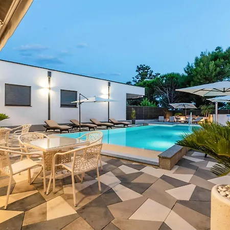 Cozy In Privlaka (Zadar)